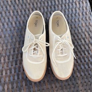 TOMS Sneakers